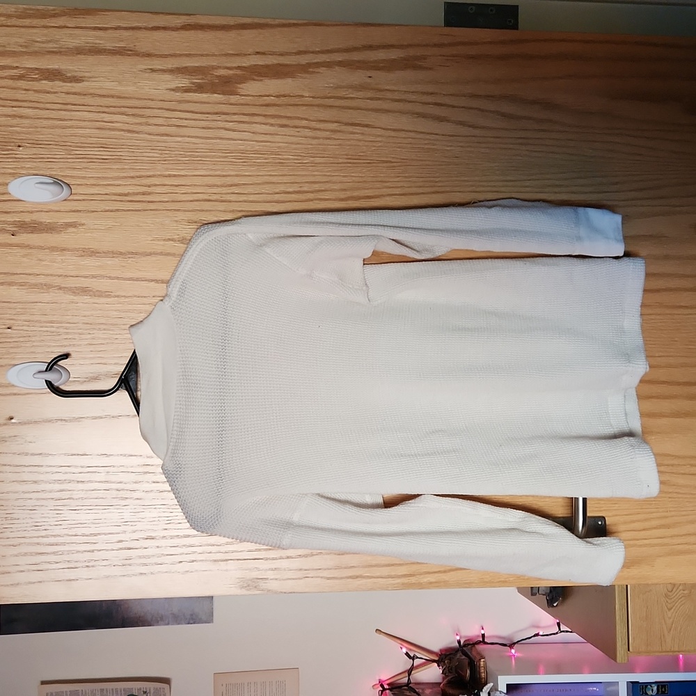White/cream turtlneck